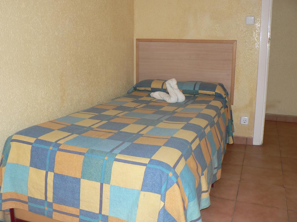 Hostal Terramar Palma de Mallorca Room photo